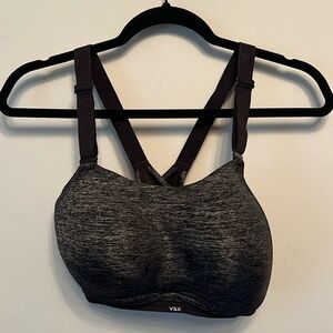 VSX • Lightly padded sports bra